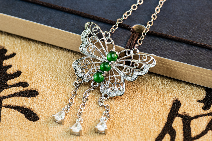 The Enchanting World of Jadeite: A Gemstone of Timeless Beauty