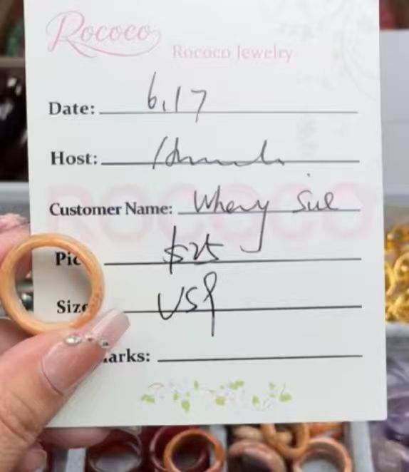 Wheng Sue Special Link from Rococo Jewelry