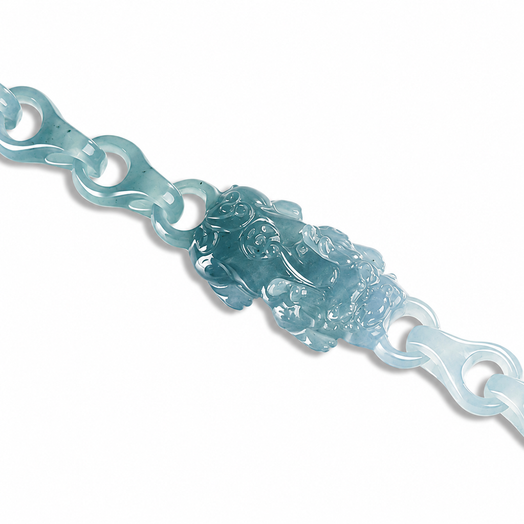 Blue Pixiu Carved Link Bracelet — Pixiu detail