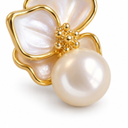 Butterfly Pearl Stud Earrings - close detail