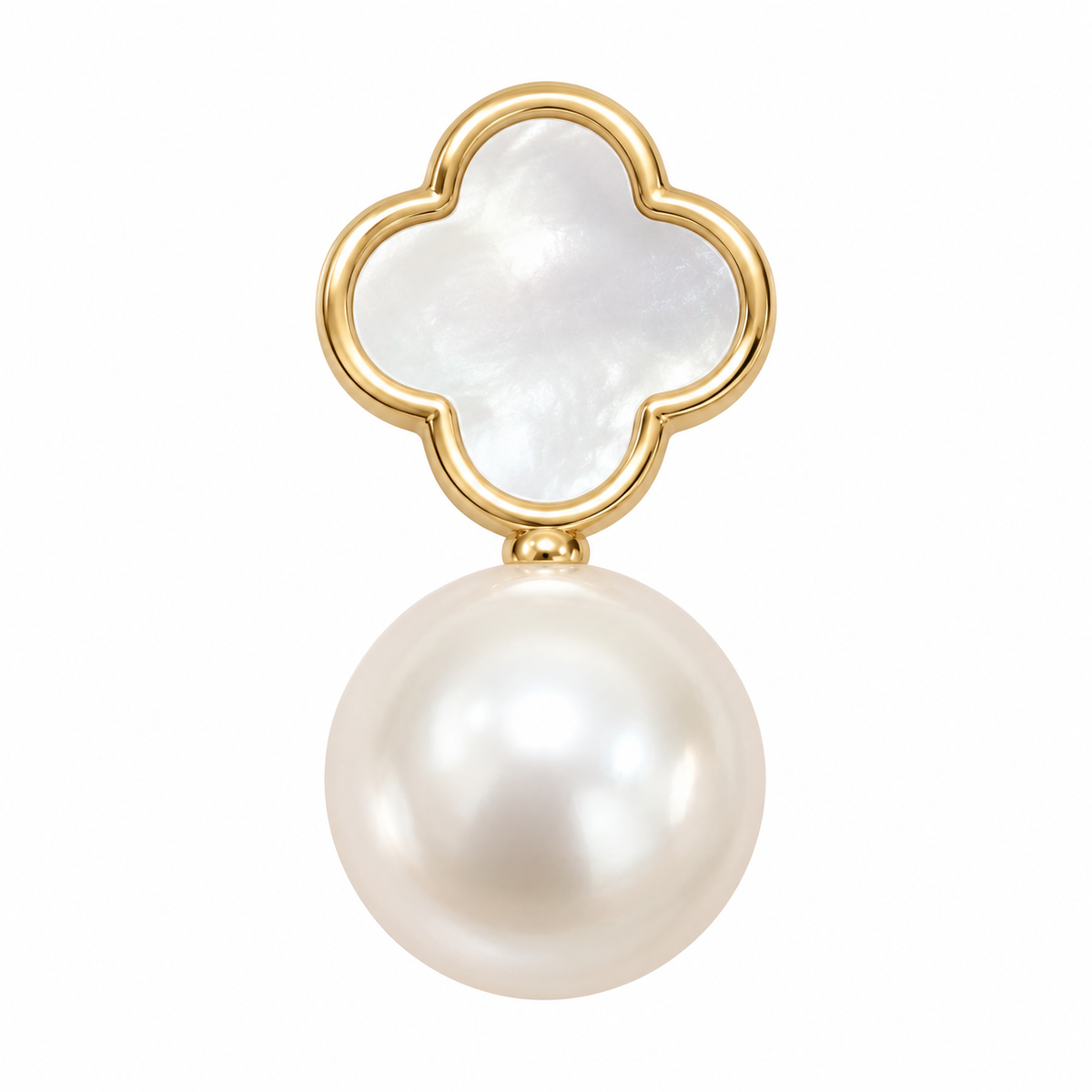 Clover Pearl Stud Earrings - close detail