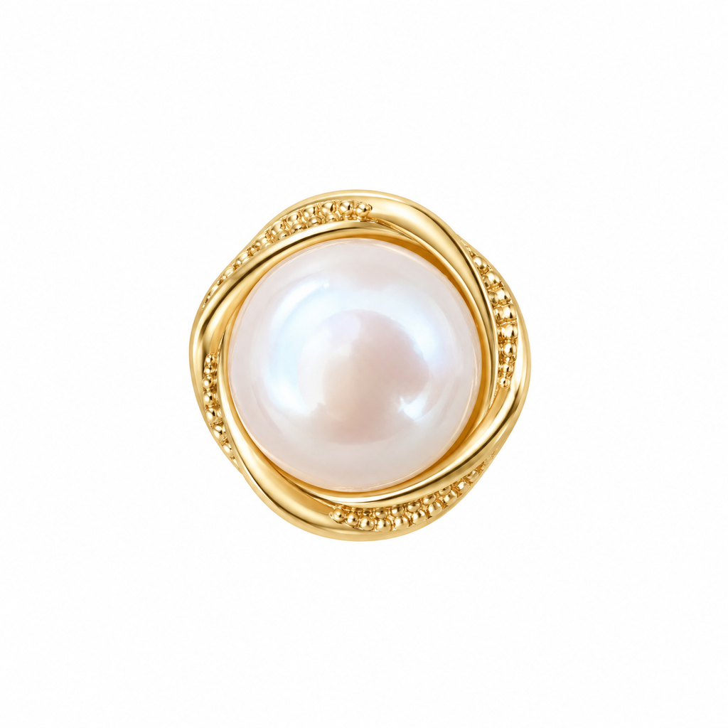 Round Frame Pearl Stud Earrings - close detail
