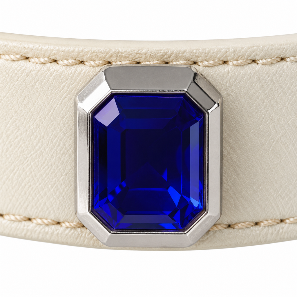 Scarlet Ocean Facet Beaded Pet Collar - central decorative accent detail
